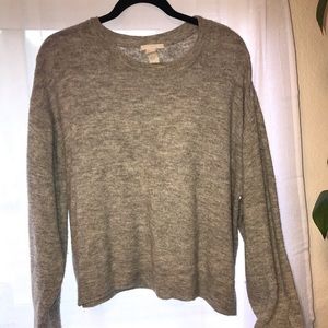 Grey light weight sweater from H&M size L
